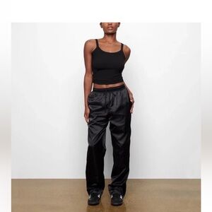 Skims Utility Track Pants size XS. ONYX.